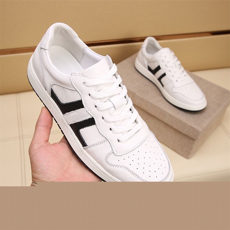 Pra*a sneakers